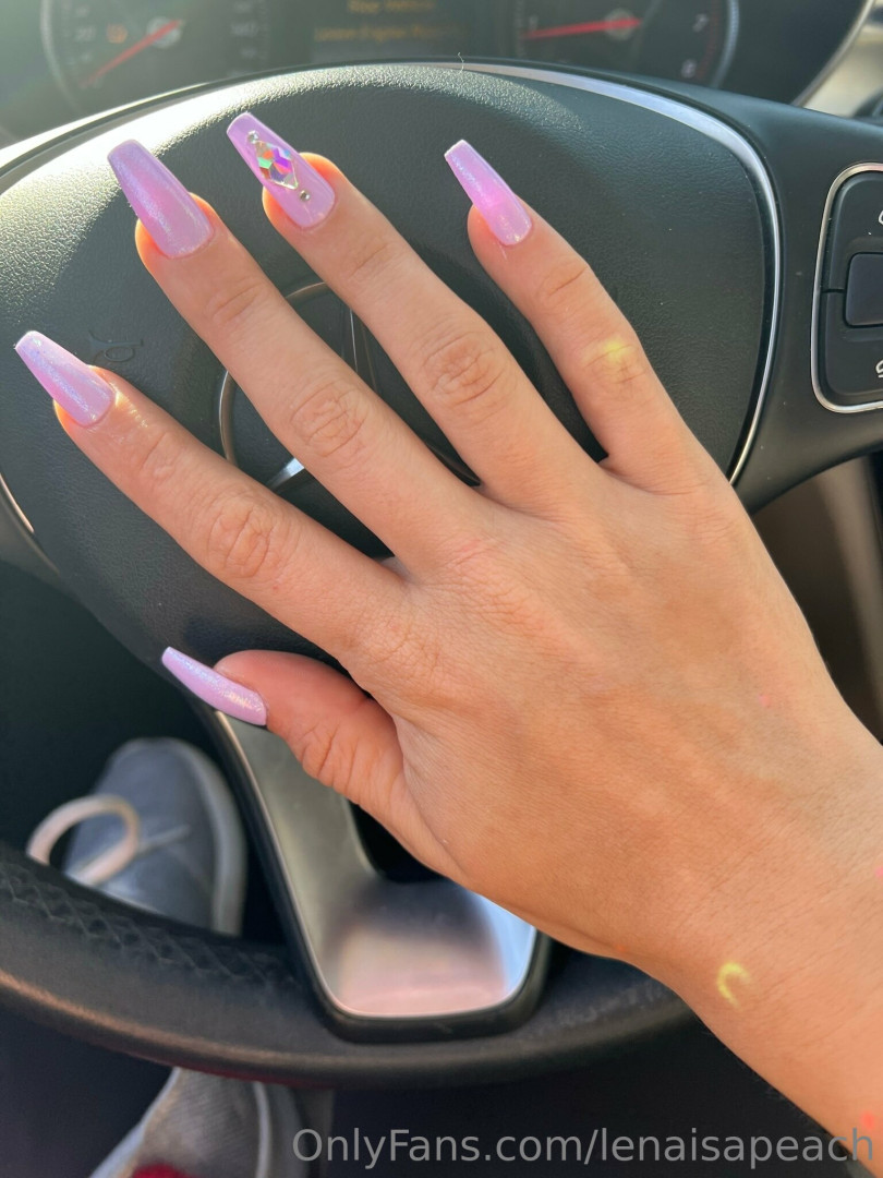 Photo by lenaisapeach published on August 27,2023 14:51:01 - BestThots