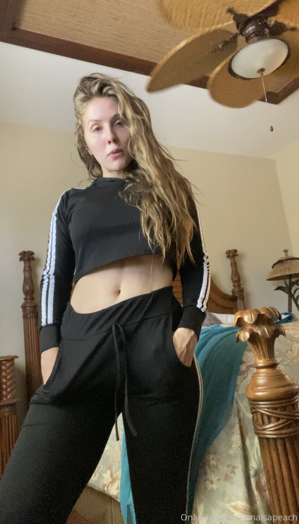 Photo by lenaisapeach published on August 27,2023 14:56:19 - BestThots