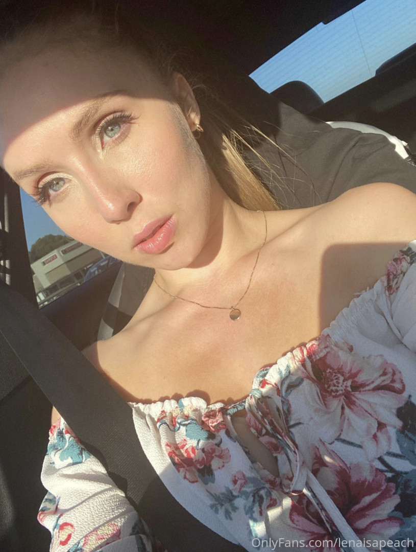 Photo by lenaisapeach published on August 27,2023 14:58:49 - BestThots