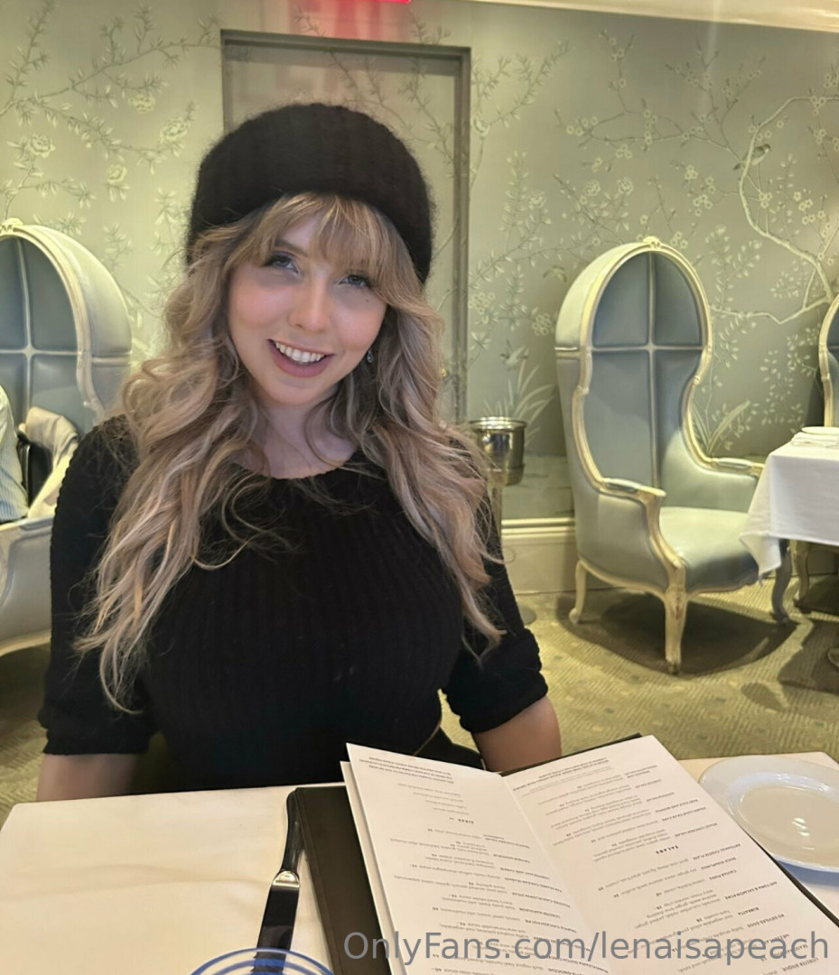 Photo by lenaisapeach published on August 27,2023 15:03:28 - BestThots