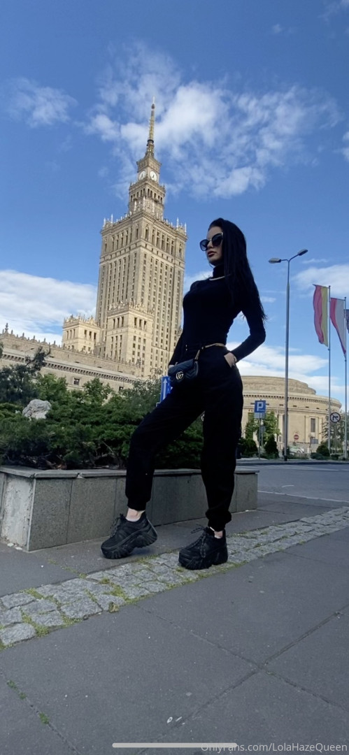 Photo by sendmoney123 published on October 16,2023 06:17:42 - BestThots
