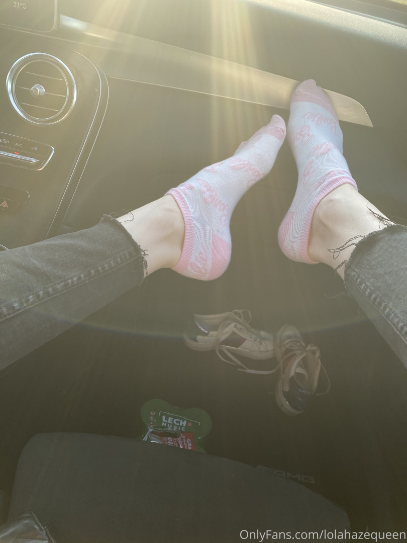 Photo by sendmoney123 published on October 16,2023 06:22:37 - BestThots