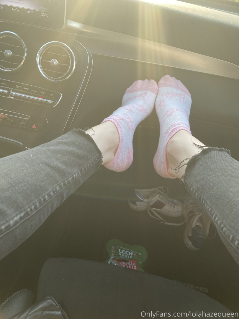 Photo by sendmoney123 published on October 16,2023 07:47:28 - BestThots