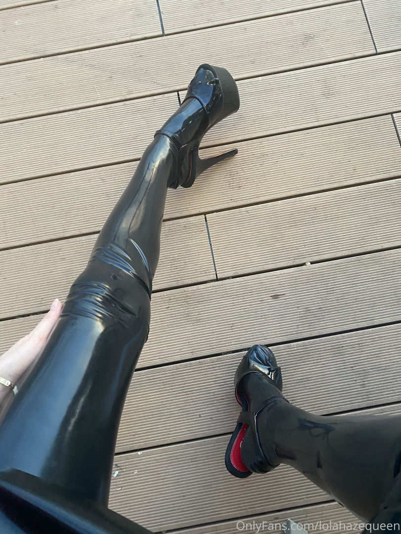 Photo by sendmoney123 published on October 16,2023 08:16:12 - BestThots