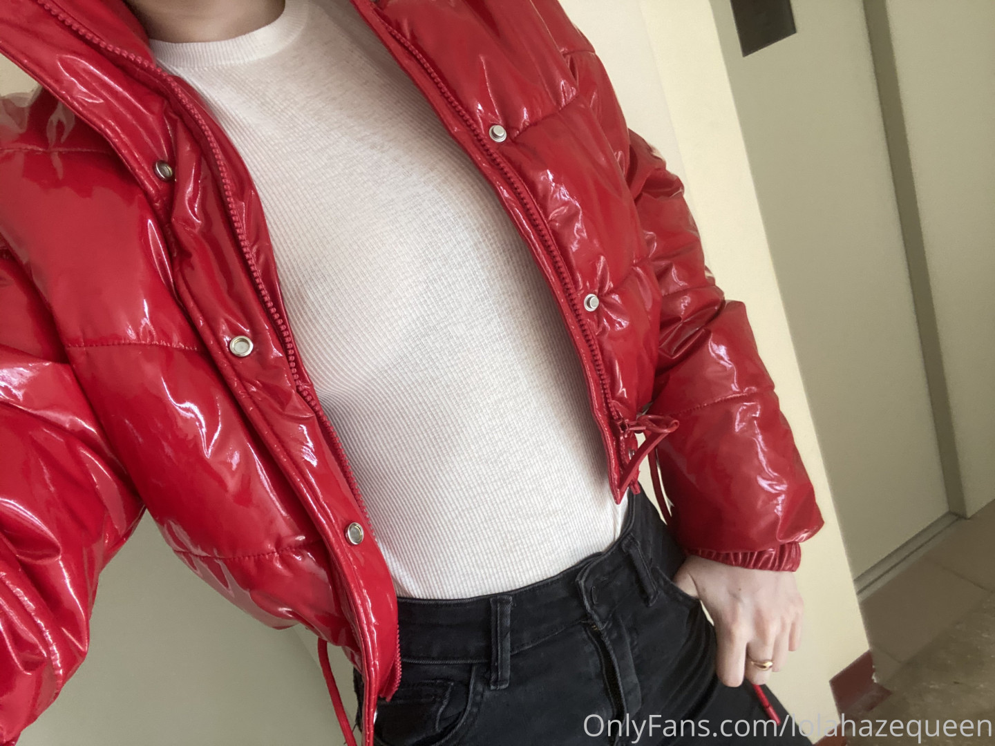 Photo by sendmoney123 published on October 16,2023 08:22:04 - BestThots