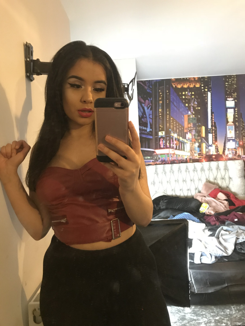 Photo by findomcandice published on October 15,2023 05:02:23 - BestThots
