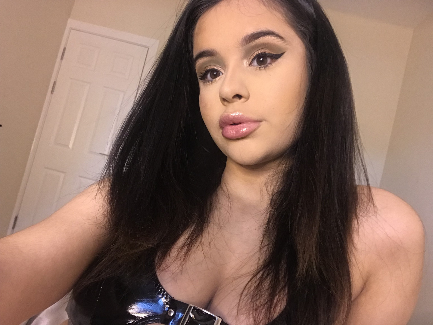 Photo by findomcandice published on October 15,2023 05:09:40 - BestThots