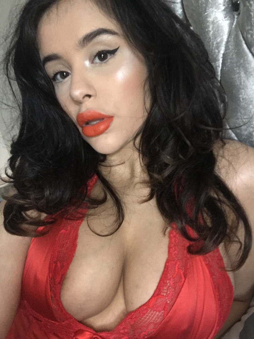 Photo by findomcandice published on October 15,2023 05:27:46 - BestThots