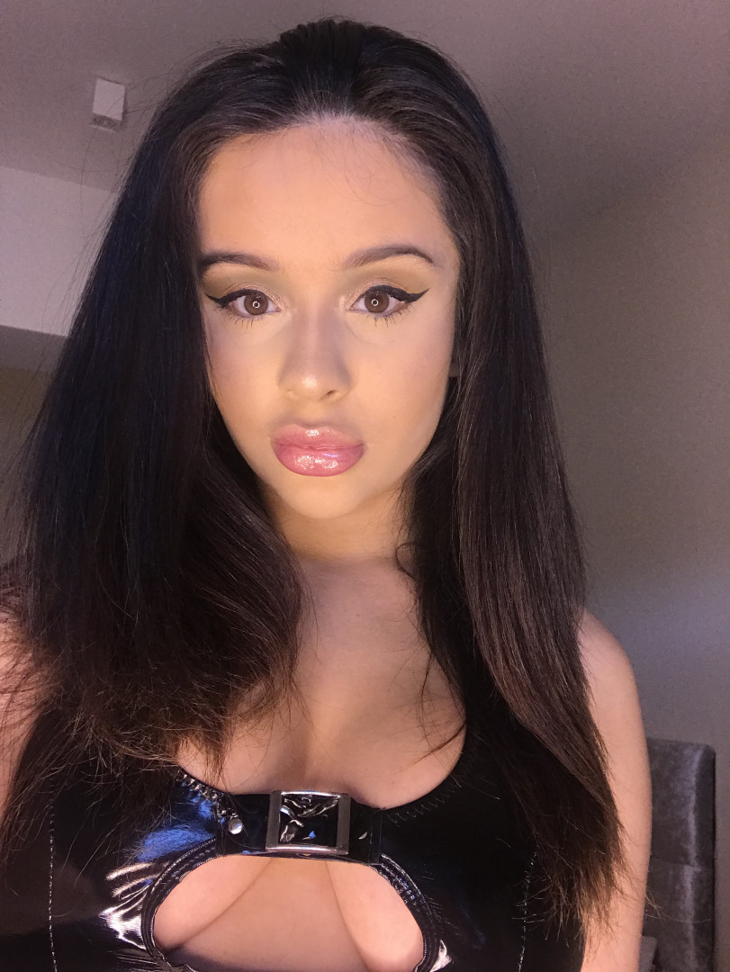 Photo by findomcandice published on October 15,2023 07:43:50 - BestThots
