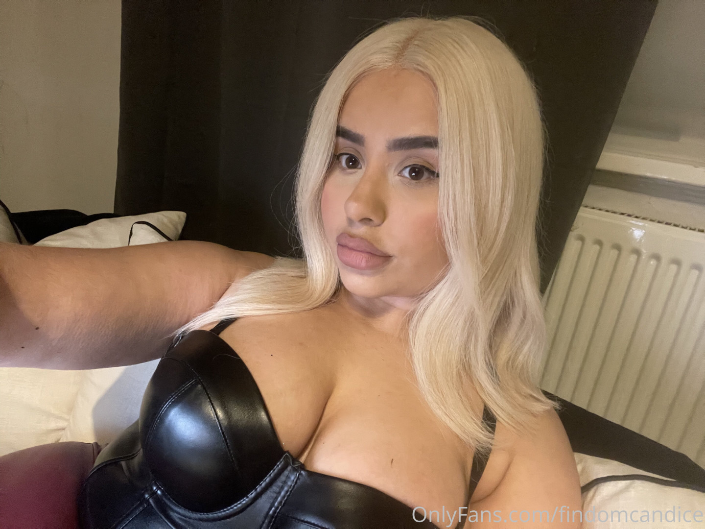 Photo by findomcandice published on October 15,2023 08:20:23 - BestThots