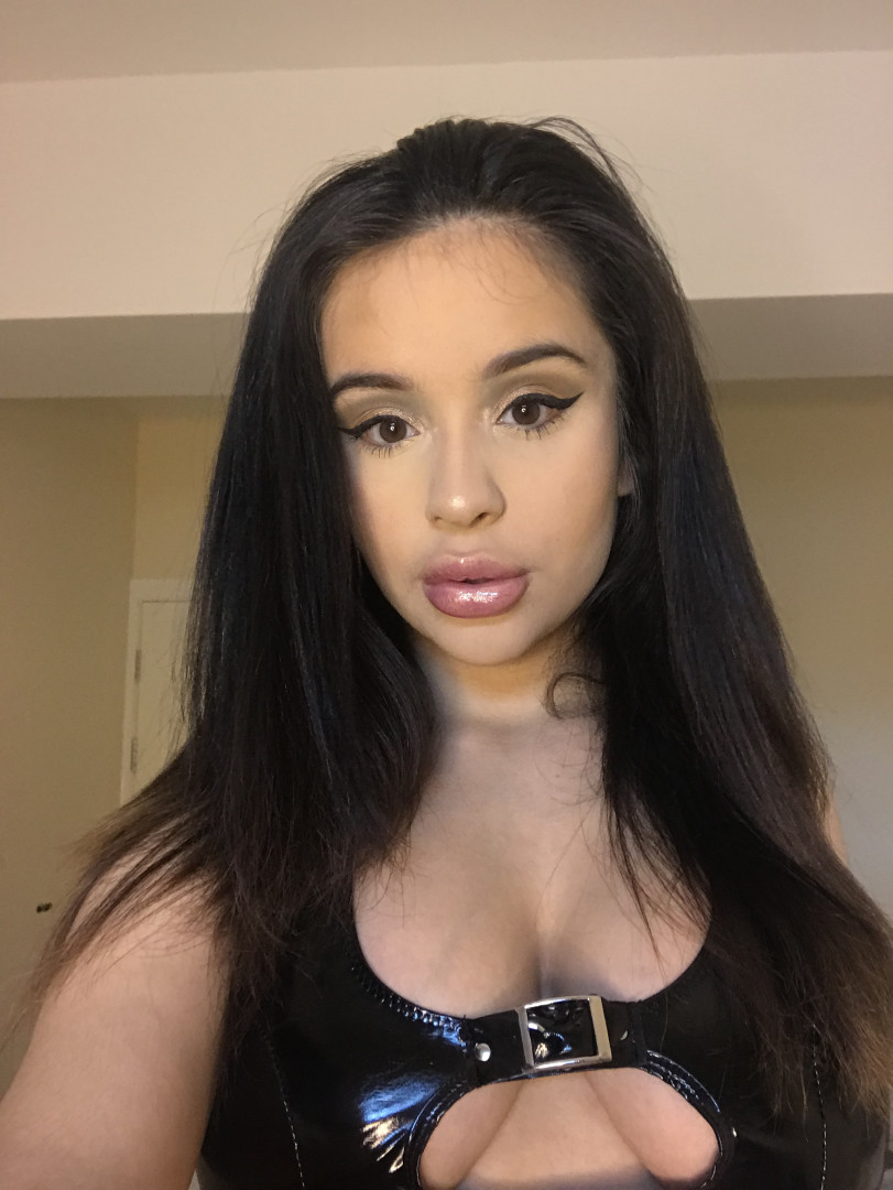 Photo by findomcandice published on October 15,2023 08:26:29 - BestThots