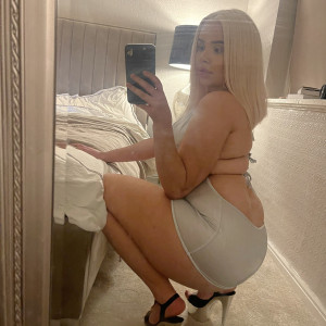 findomcandice #6639026