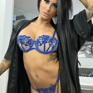 brandivandrews #2750423