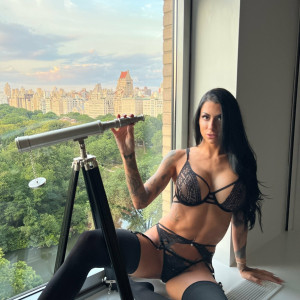 brandivandrews #2750428