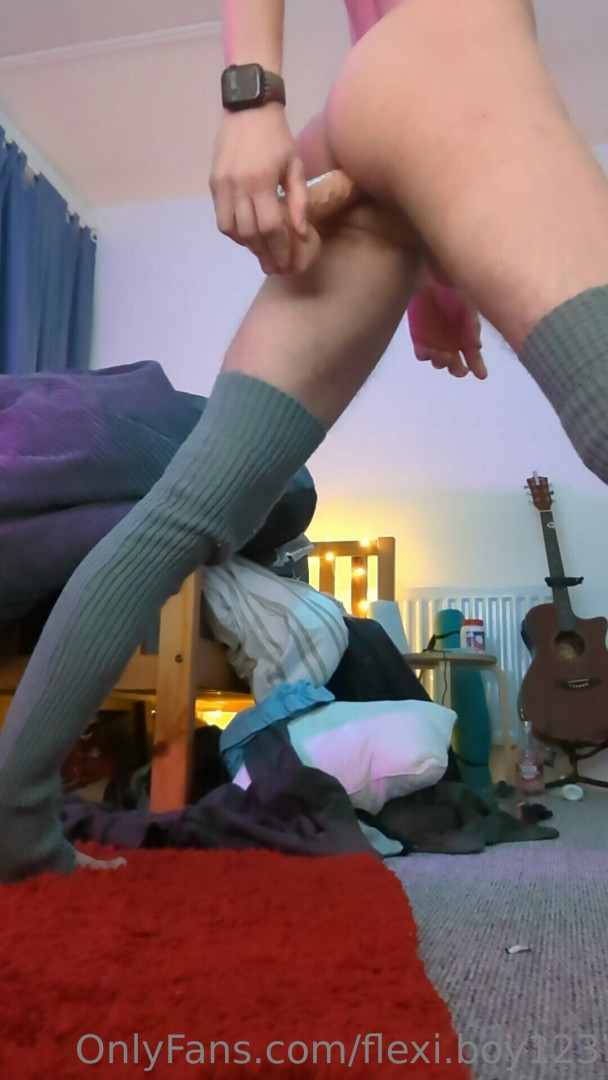 Photo by flexi.boy123 published on June 2,2023 12:53:44 - BestThots