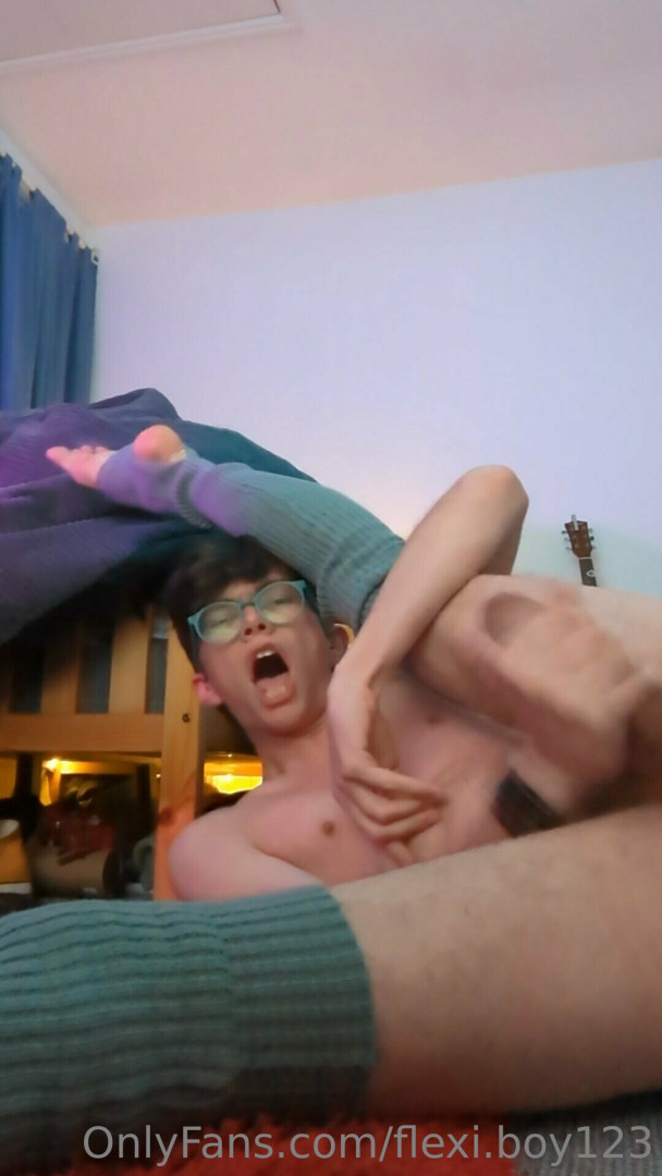 Photo by flexi.boy123 published on June 2,2023 12:53:49 - BestThots