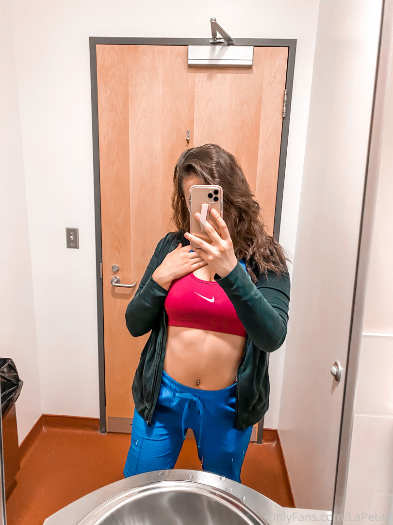 Photo by lapetite published on October 16,2023 01:37:50 - BestThots