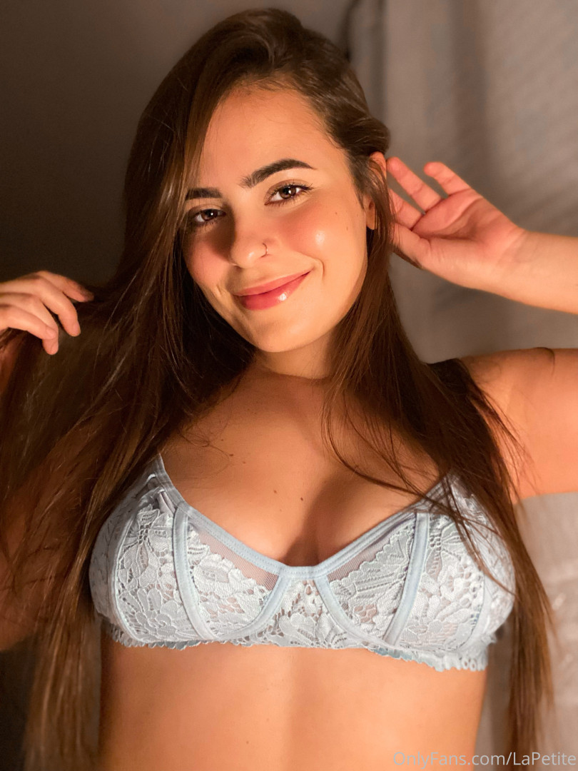 Photo by lapetite published on October 16,2023 01:44:50 - BestThots