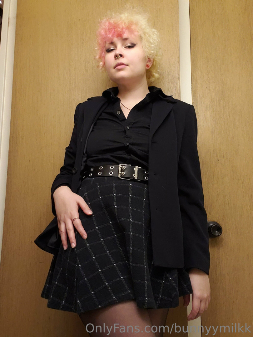 Photo by bunnyymilkk published on August 2,2023 15:18:37 - BestThots