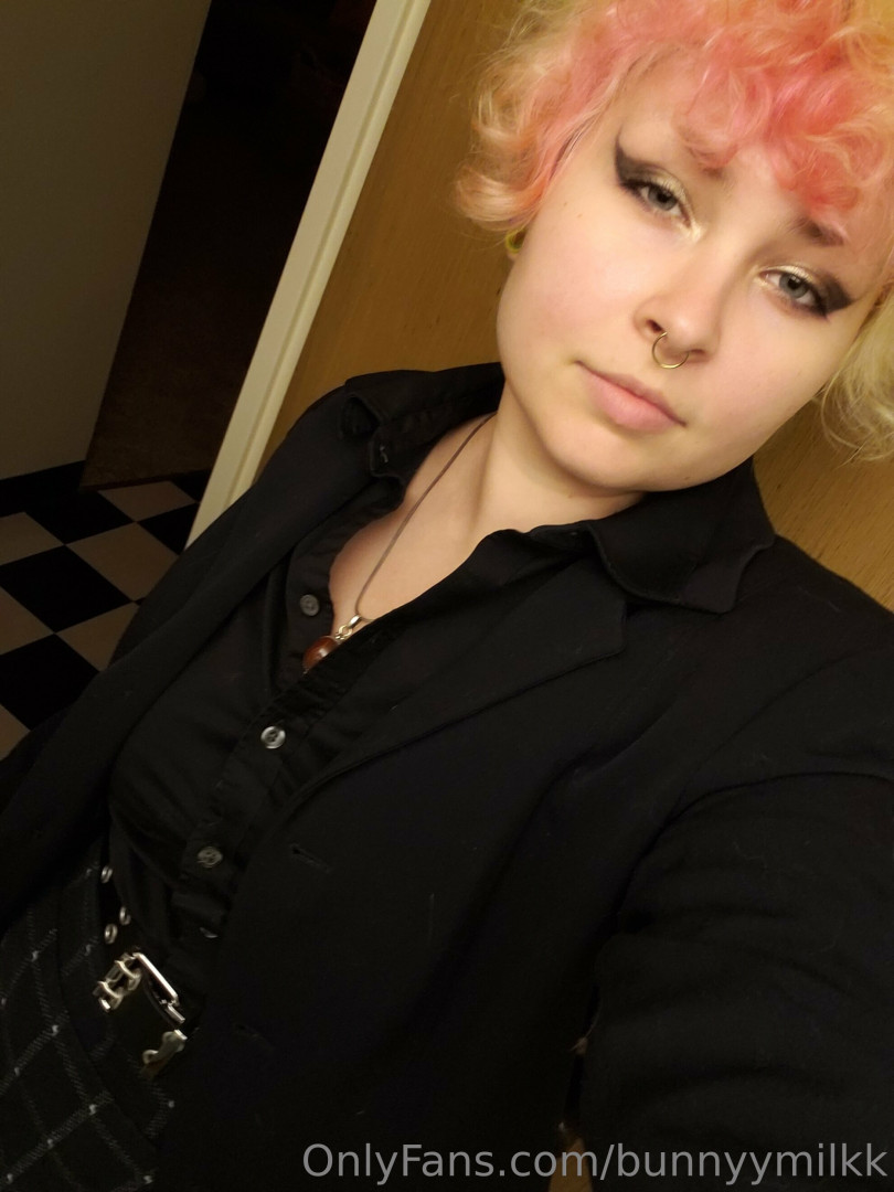 Photo by bunnyymilkk published on August 2,2023 15:19:37 - BestThots