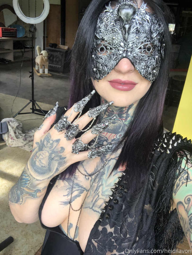 Photo by heidilavon published on July 12,2023 04:21:46 - BestThots