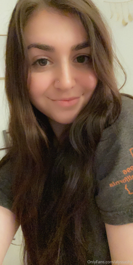 Photo by alyssashy published on November 19,2023 21:27:08 - BestThots