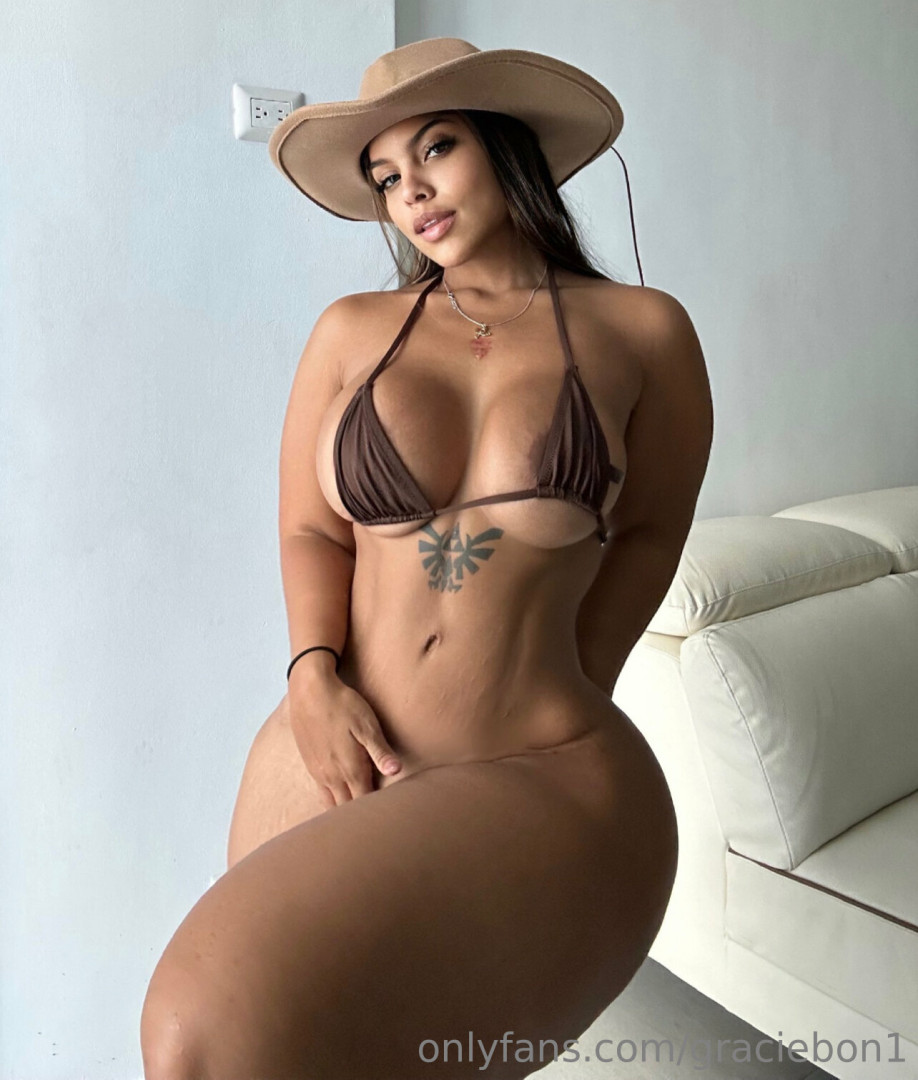 Photo by graciebon2 published on June 27,2023 19:47:34 - BestThots