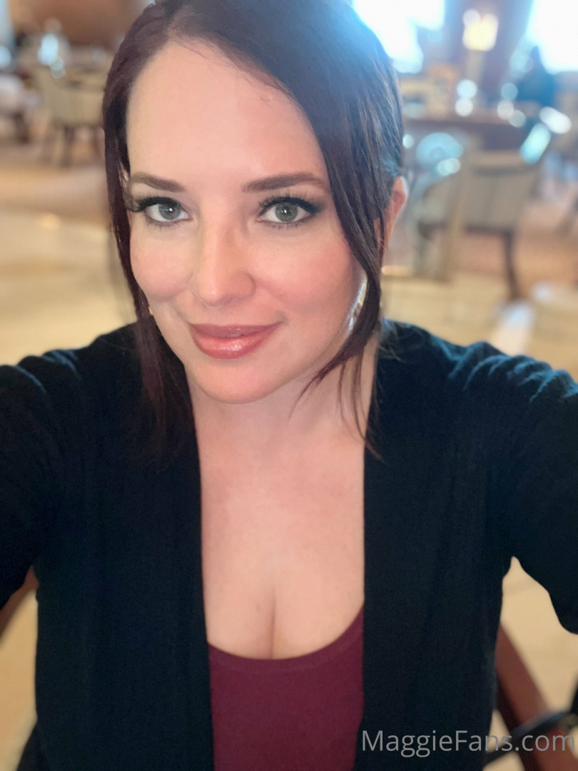 Photo by maggiegreenlive published on October 13,2023 18:22:02 - BestThots