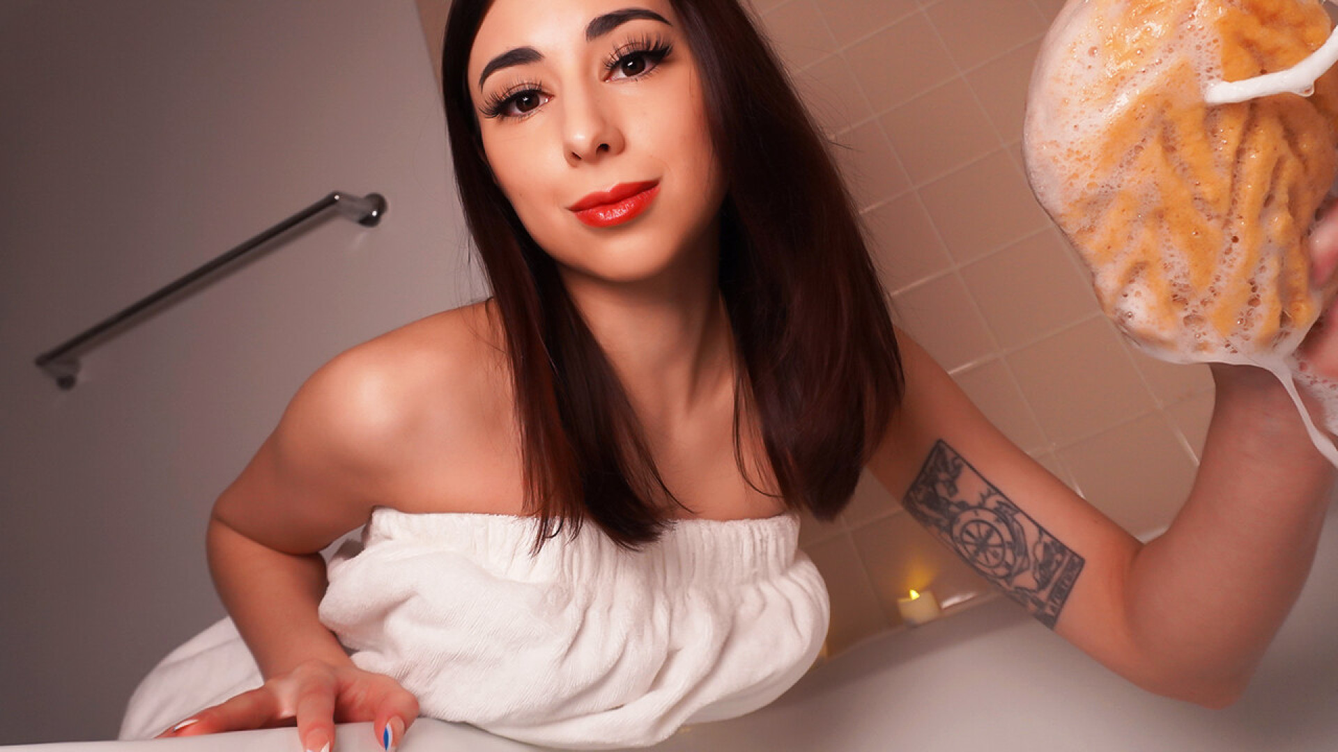 Photo by lunarexx published on October 24,2023 20:39:54 - BestThots