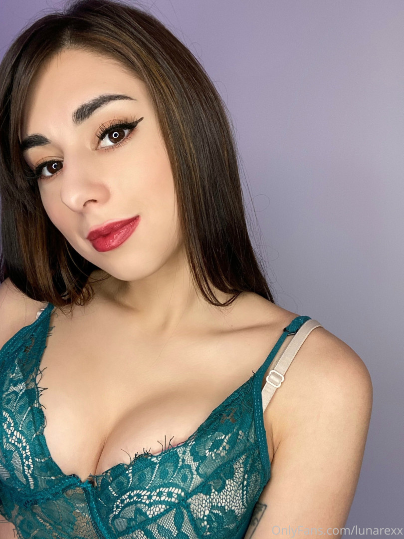 Photo by lunarexx published on October 24,2023 20:40:14 - BestThots