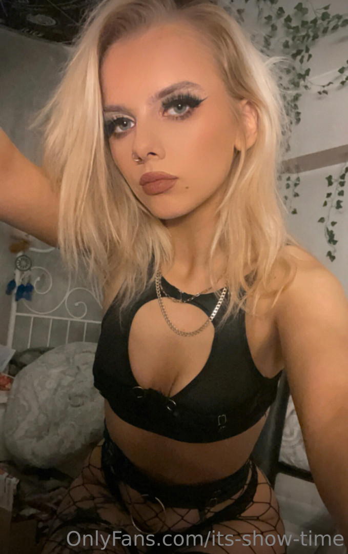 Photo by its-show-time published on October 16,2023 10:26:19 - BestThots