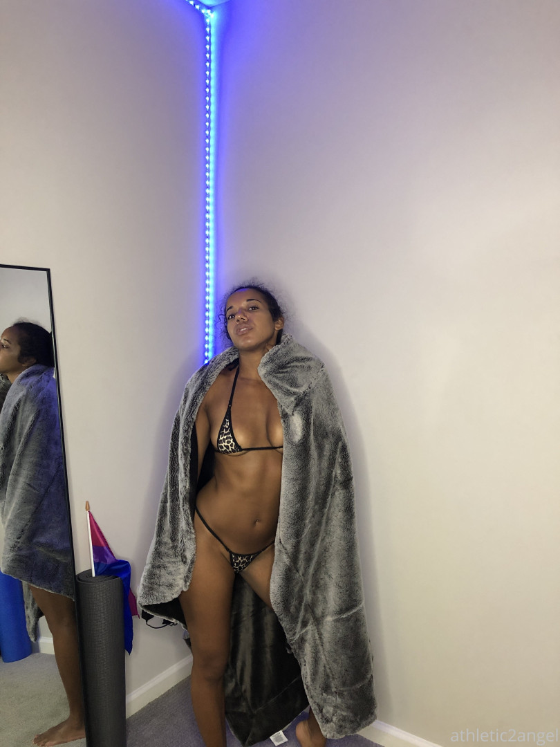 Photo by athletic2angel published on October 16,2023 23:46:36 - BestThots