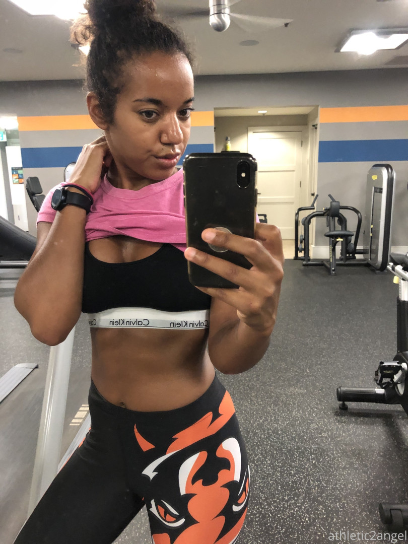 Photo by athletic2angel published on October 16,2023 23:48:51 - BestThots