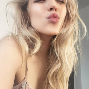cute_blonde_princess #2071008