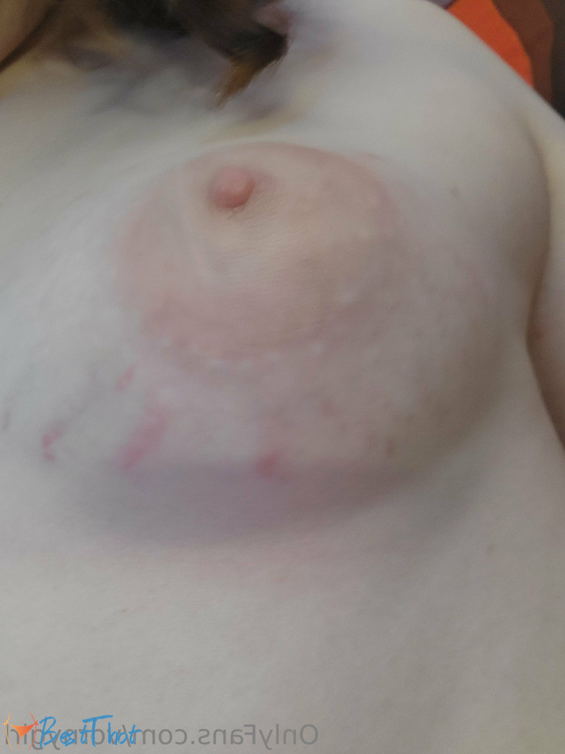 Photo by vornygirl published on December 14,2024 11:03:05 - BestThots