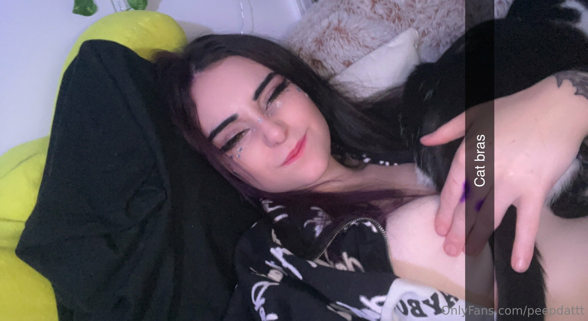 Photo by p33pdatt published on October 12,2023 19:45:06 - BestThots