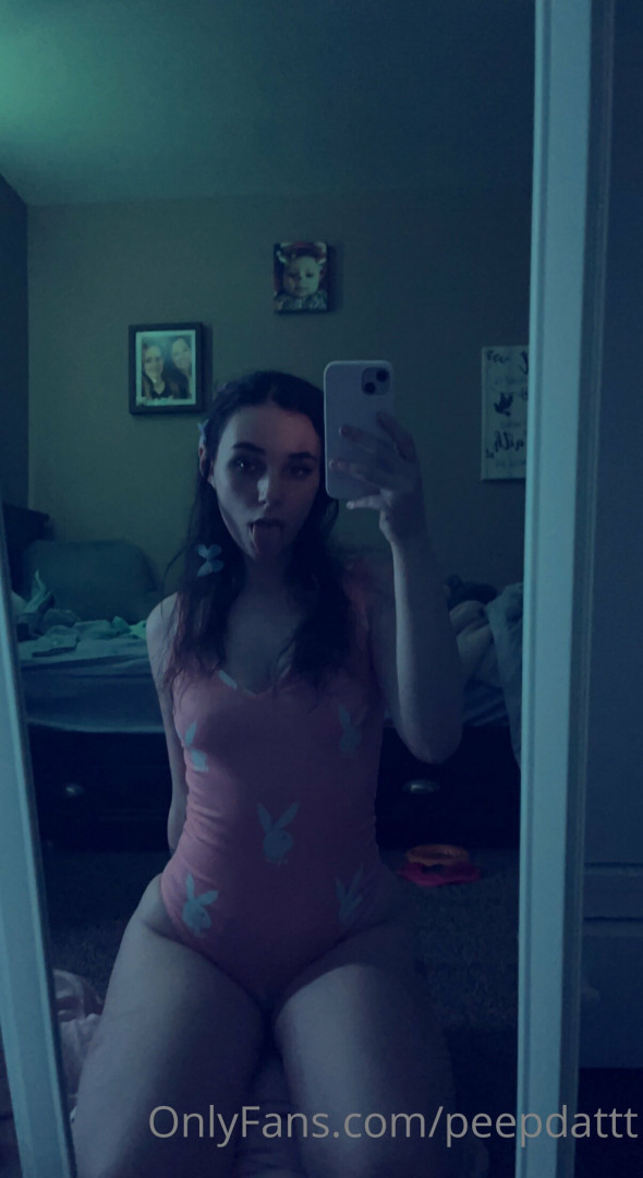 Photo by p33pdatt published on October 12,2023 22:35:39 - BestThots