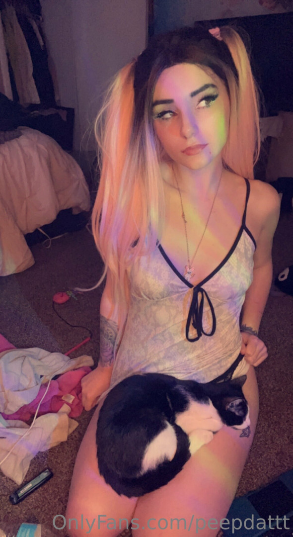 Photo by p33pdatt published on October 12,2023 22:46:18 - BestThots