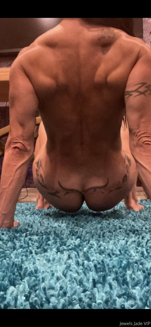 Photo by jewels_jade_vip published on June 8,2023 22:17:46 - BestThots