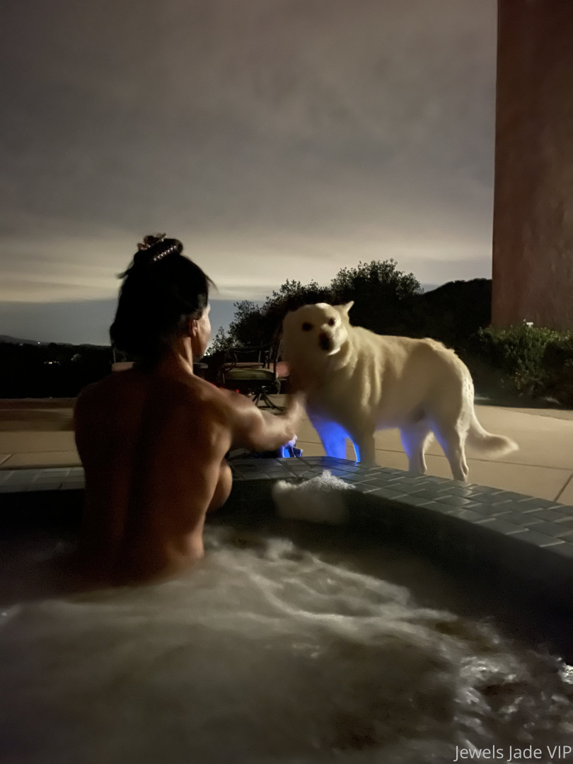 Photo by jewels_jade_vip published on June 8,2023 22:17:52 - BestThots