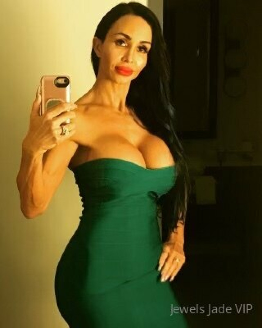 Photo by jewels_jade_vip published on June 8,2023 22:18:35 - BestThots