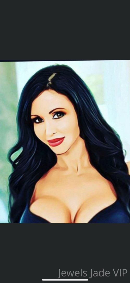 Photo by jewels_jade_vip published on June 8,2023 22:18:54 - BestThots