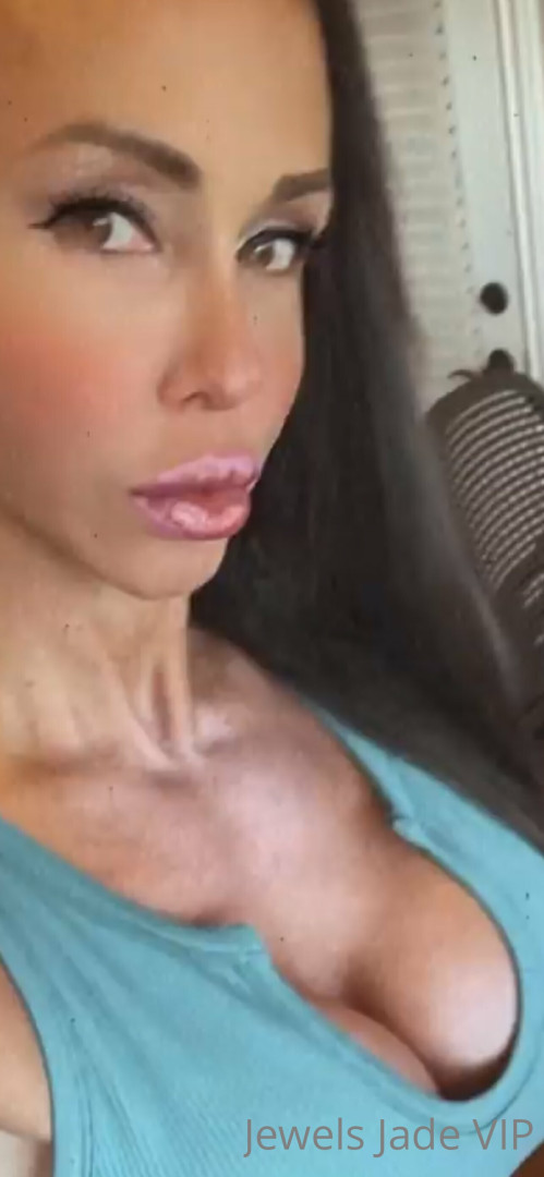 Photo by jewels_jade_vip published on June 8,2023 22:19:08 - BestThots