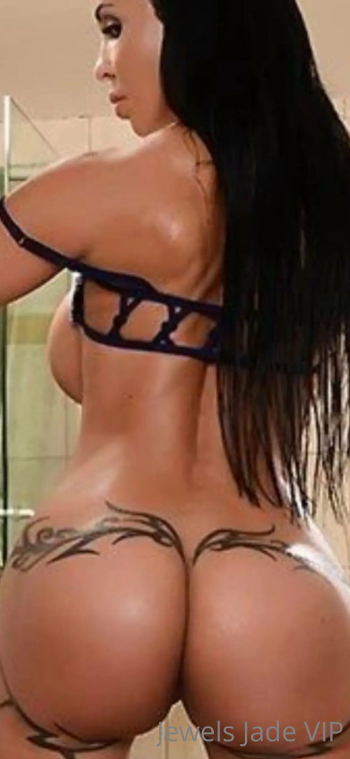 Photo by jewels_jade_vip published on June 8,2023 22:20:52 - BestThots