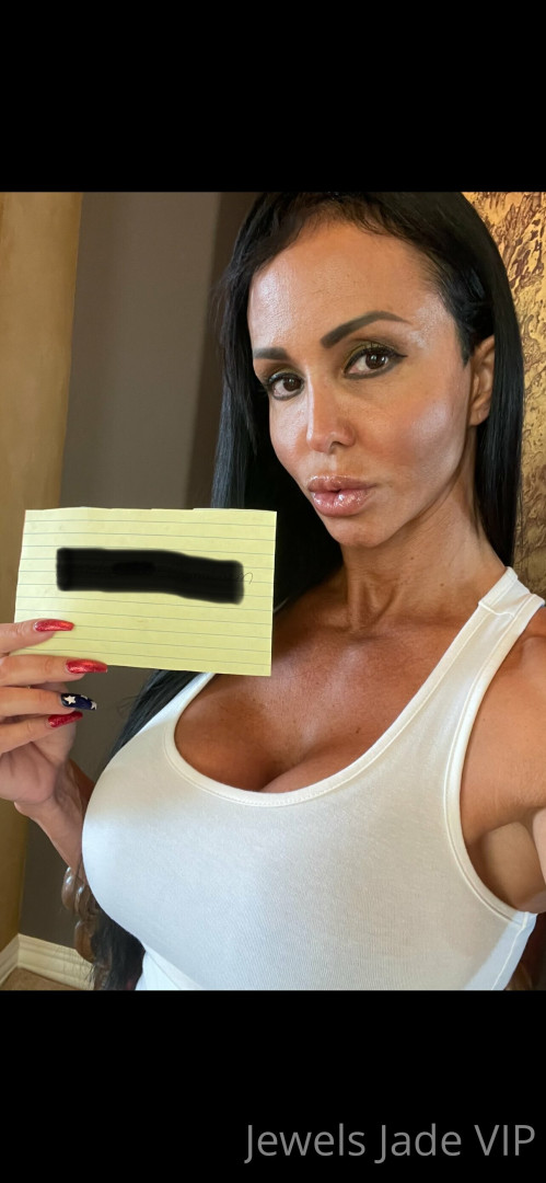 Photo by jewels_jade_vip published on June 8,2023 22:24:24 - BestThots