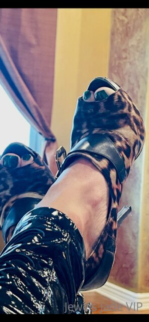 Photo by jewels_jade_vip published on June 8,2023 22:25:28 - BestThots