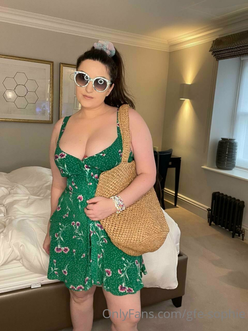 Photo by gfe-sophie published on July 28,2023 21:41:22 - BestThots