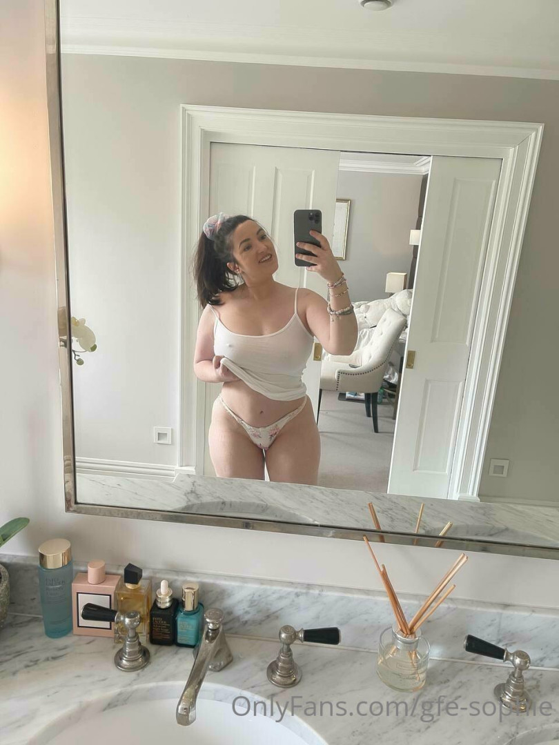 Photo by gfe-sophie published on July 28,2023 21:46:57 - BestThots