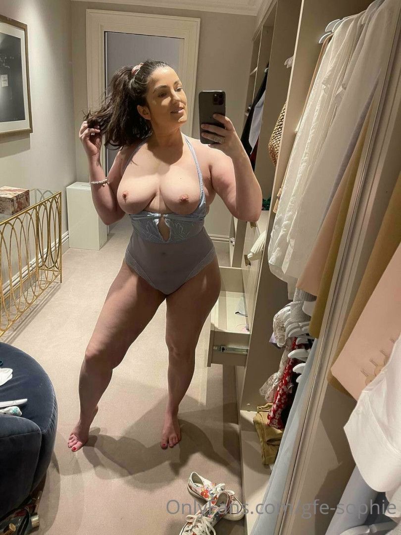 Photo by gfe-sophie published on July 28,2023 21:50:57 - BestThots