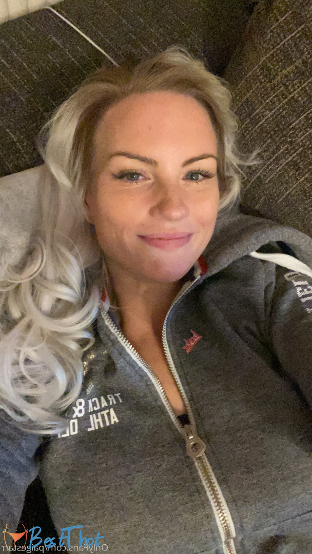 Photo by paigestarr published on December 19,2024 15:06:18 - BestThots